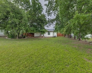 3112 Olive Place - Photo Thumbnail 11