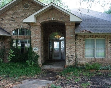 355 Beachside Drive - Photo Thumbnail 2