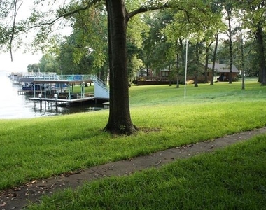 355 Beachside Drive - Photo Thumbnail 3