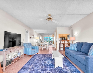 4444 Ne Ocean Boulevard - Photo Thumbnail 2