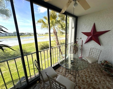 4832 Esedra Court - Photo Thumbnail 12