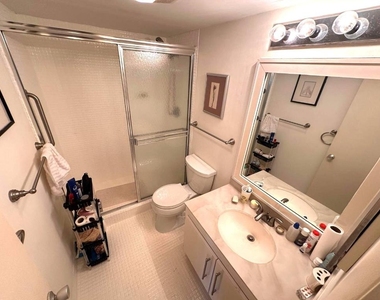 4832 Esedra Court - Photo Thumbnail 14