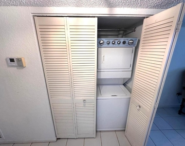 4832 Esedra Court - Photo Thumbnail 15