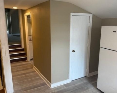 234 E Lincoln Highway - Photo Thumbnail 3