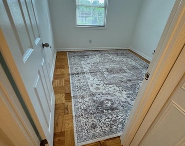 5944 Westchester Park Drive - Photo Thumbnail 10