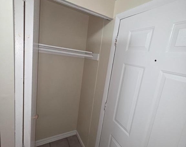 5407 Fallriver Row Court - Photo Thumbnail 2