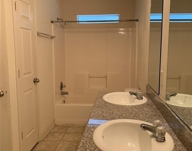 317 Cherry Street - Photo Thumbnail 11