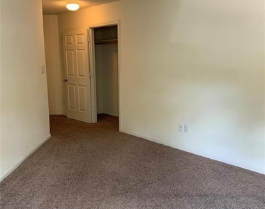 317 Cherry Street - Photo Thumbnail 9