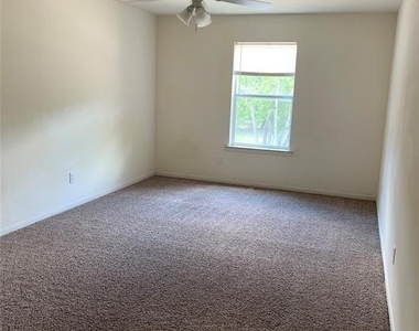 317 Cherry Street - Photo Thumbnail 10