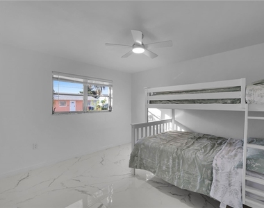 2758 Bruce Street - Photo Thumbnail 19
