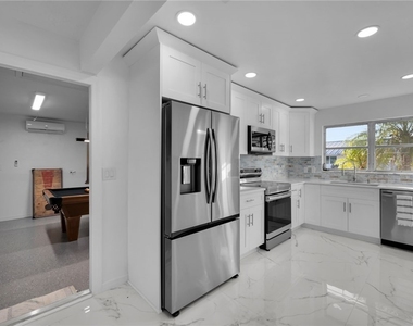 2758 Bruce Street - Photo Thumbnail 15