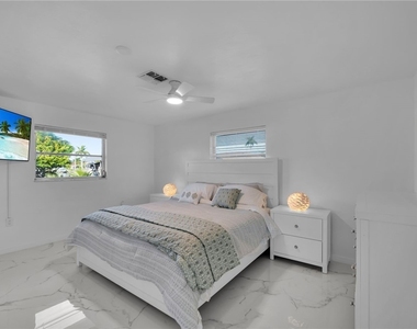 2758 Bruce Street - Photo Thumbnail 24