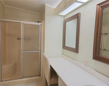 10401 Circle Pine Road - Photo Thumbnail 15