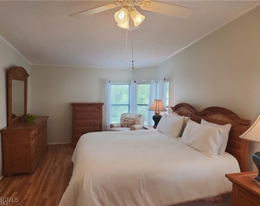 10401 Circle Pine Road - Photo Thumbnail 14