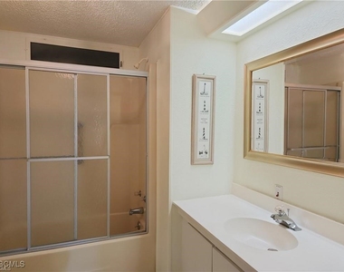 10401 Circle Pine Road - Photo Thumbnail 18
