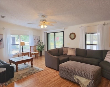 10401 Circle Pine Road - Photo Thumbnail 9