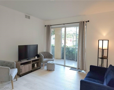 9025 Colby Drive - Photo Thumbnail 9