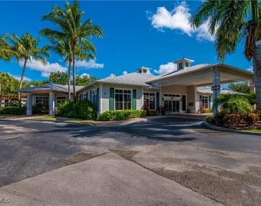 7940 Mahogany Run Lane - Photo Thumbnail 20