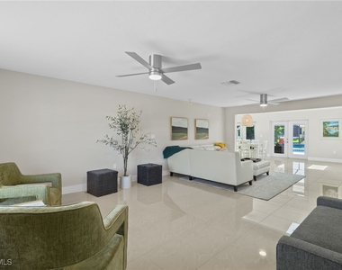 482 Tradewinds Avenue - Photo Thumbnail 6