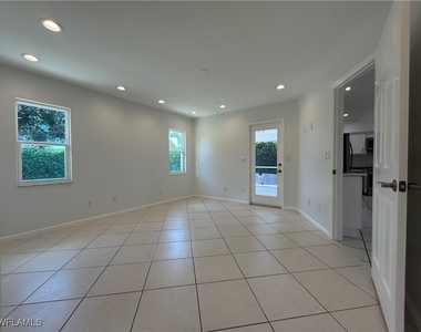 772 100th Avenue N - Photo Thumbnail 20