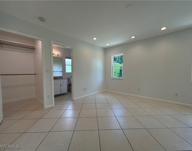772 100th Avenue N - Photo Thumbnail 5