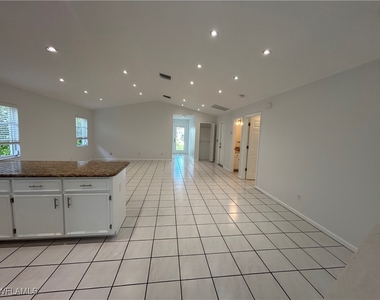 772 100th Avenue N - Photo Thumbnail 17