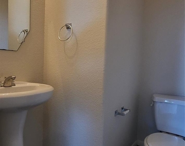 24818 Mason Trail - Photo Thumbnail 7