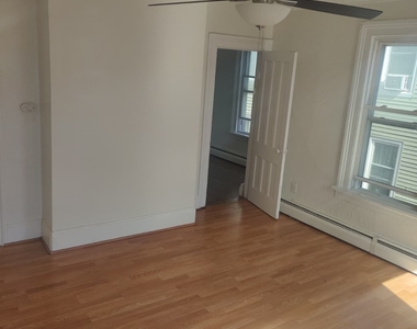 322 Catherine Street - Photo Thumbnail 27
