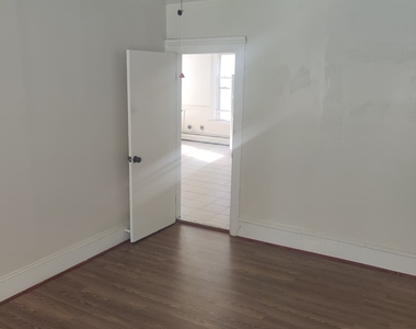322 Catherine Street - Photo Thumbnail 21