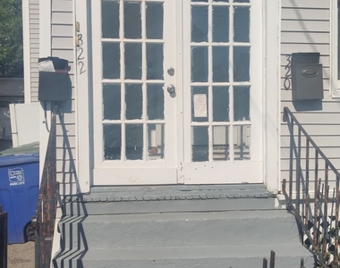 322 Catherine Street - Photo Thumbnail 3