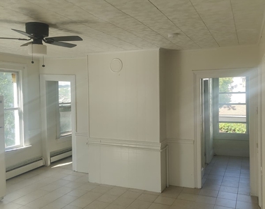 322 Catherine Street - Photo Thumbnail 15