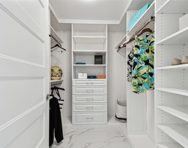1560 Gulf Boulevard - Photo Thumbnail 23