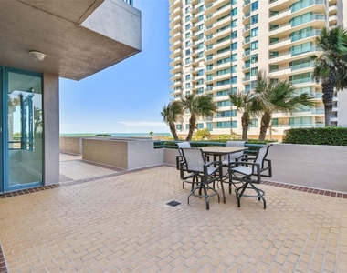 1560 Gulf Boulevard - Photo Thumbnail 36