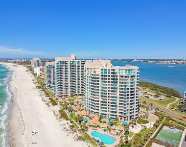 1560 Gulf Boulevard - Photo Thumbnail 1