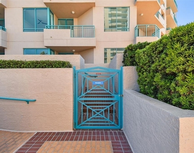 1560 Gulf Boulevard - Photo Thumbnail 42