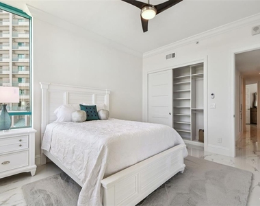 1560 Gulf Boulevard - Photo Thumbnail 30