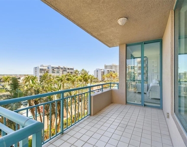 1560 Gulf Boulevard - Photo Thumbnail 34