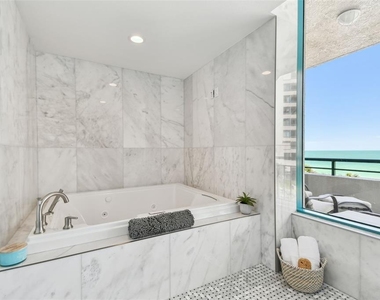 1560 Gulf Boulevard - Photo Thumbnail 21