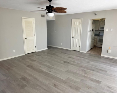 23465 Harborview Road - Photo Thumbnail 15