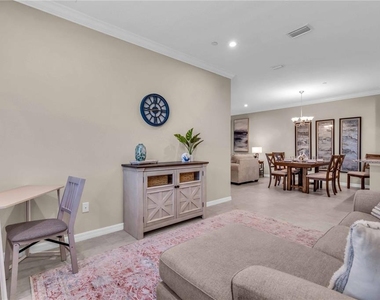 12413 Osorio Court - Photo Thumbnail 15