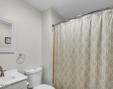 62 Sherman Avenue - Photo Thumbnail 11