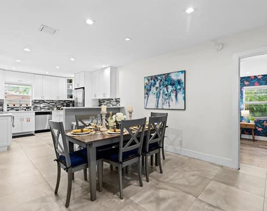 1949 Windward Drive - Photo Thumbnail 4