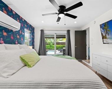 1949 Windward Drive - Photo Thumbnail 9