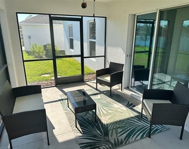 1099 Ne Dania Circle - Photo Thumbnail 15