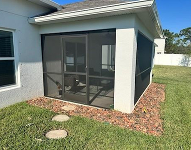 1099 Ne Dania Circle - Photo Thumbnail 14