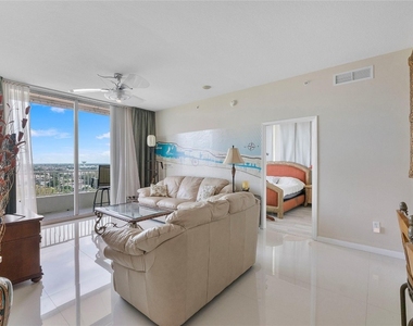 625 Casa Loma Boulevard - Photo Thumbnail 6