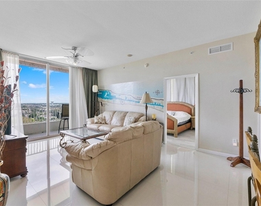 625 Casa Loma Boulevard - Photo Thumbnail 8