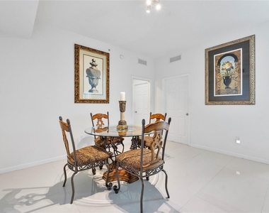 625 Casa Loma Boulevard - Photo Thumbnail 15