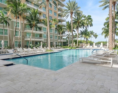 625 Casa Loma Boulevard - Photo Thumbnail 32