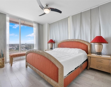 625 Casa Loma Boulevard - Photo Thumbnail 25